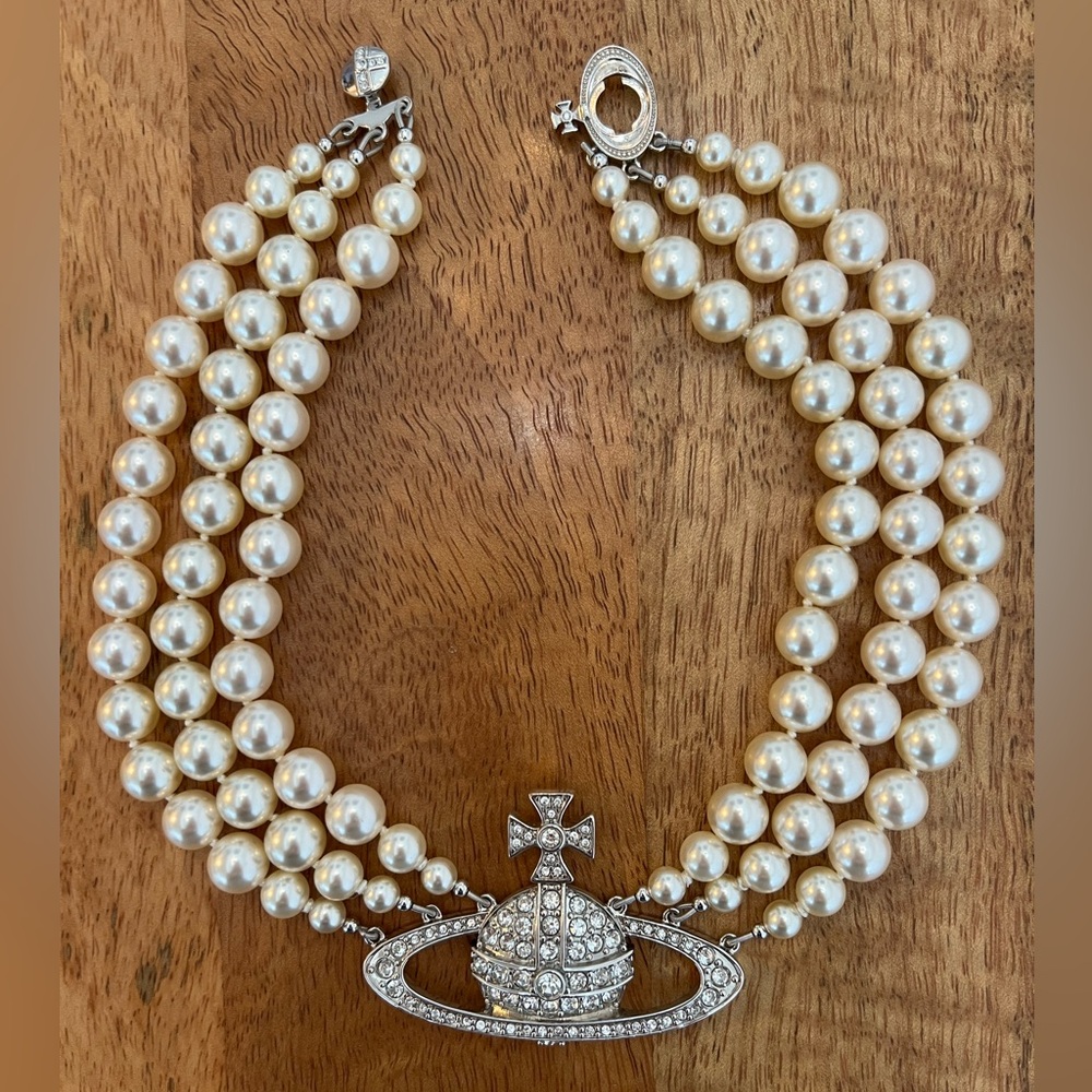Vivienne Westwood Three Row Bas Relief Pearl Choker